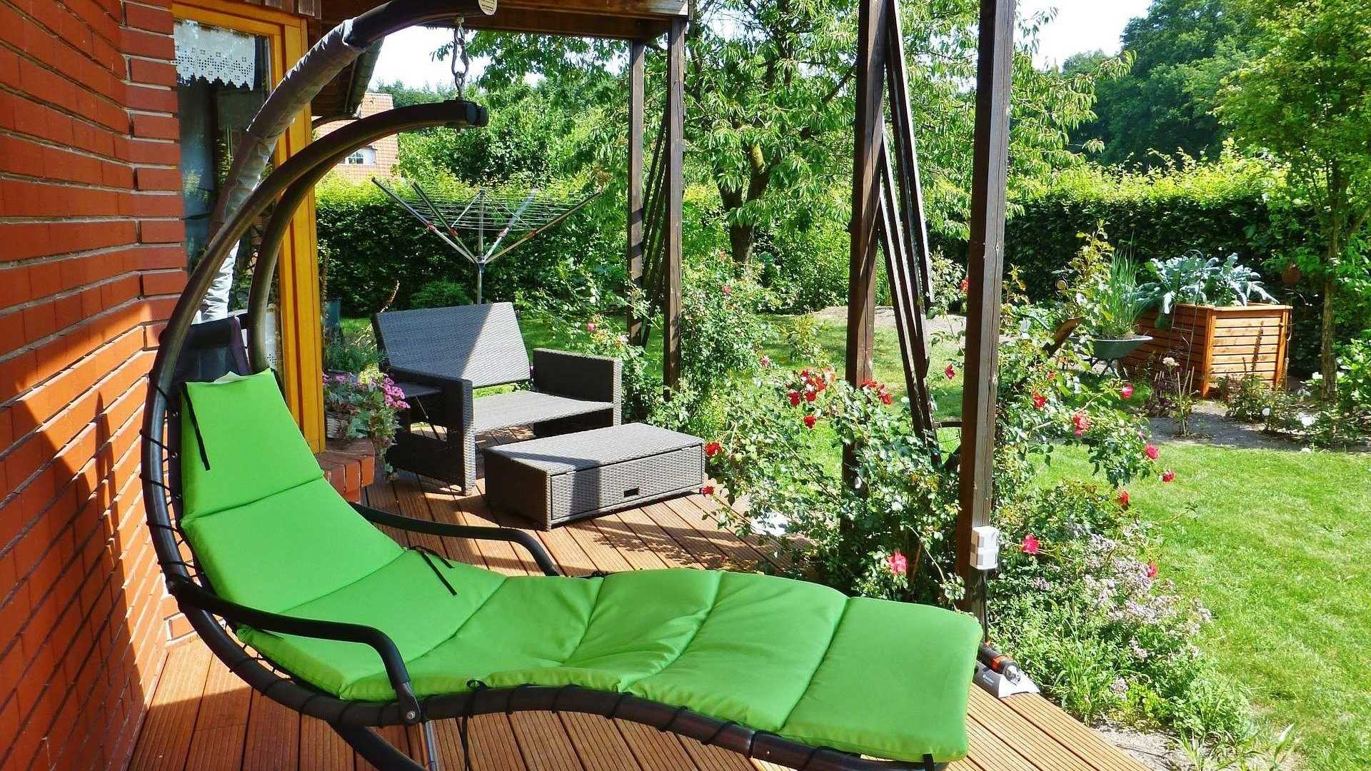 Sie wolle eine wunderschöne Holzterrasse? Dann haben wir hier die richtigen Tipps für Sie und helfen Ihnen dabei.