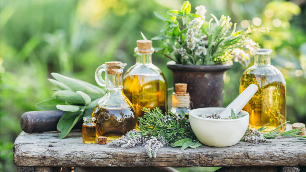 Kräuter können auch in Naturkosmetik verarbeitet werden.