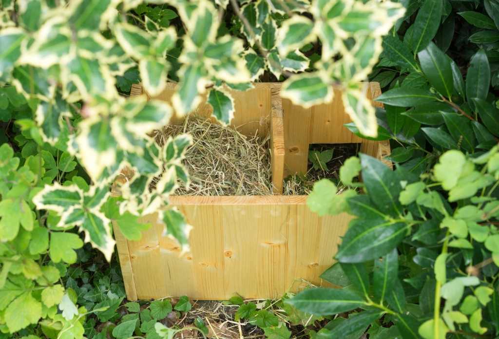 Igelhaus im Garten