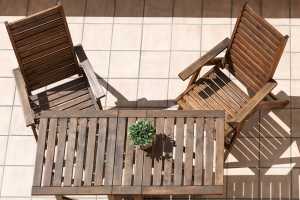 3 platzsparende Klapptische für kleine Gartenträume - Haus & Garten Profi