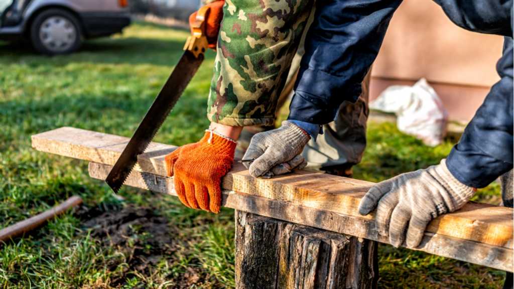 Frühbeet wird selber gebaut